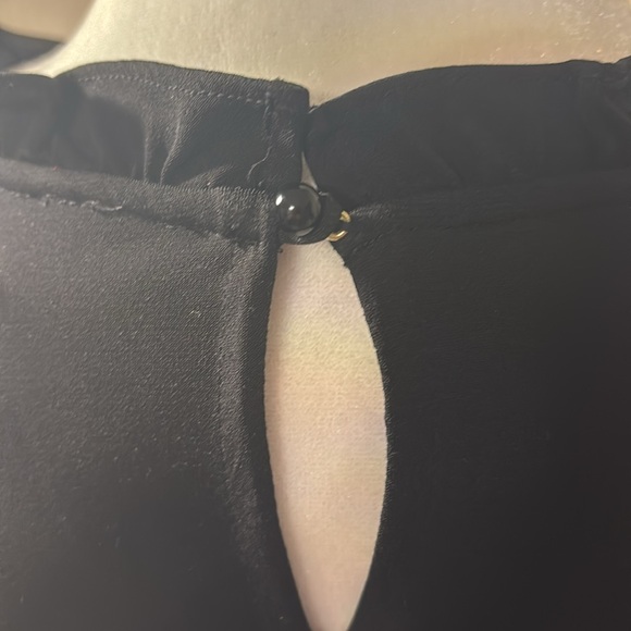 Karl Lagerfield, long-sleeved ruffled blouse,  Medium - Picture 4 of 6